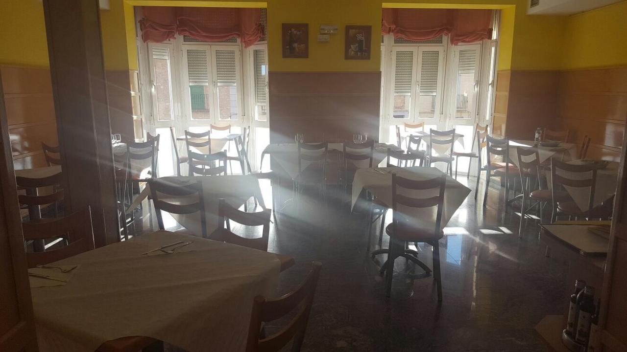Hostal Restaurante San Juan Μολίνα ντε Αραγόν Εξωτερικό φωτογραφία